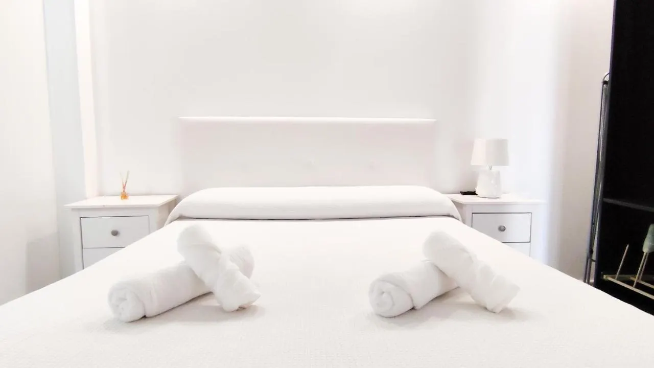 Weekend Beach Small House - Alojamientos La Torre Torre Del Mar Apartment